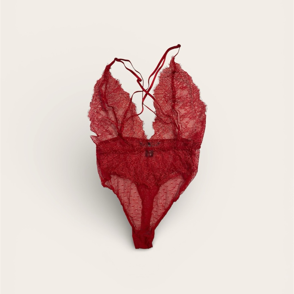 Victoria's Secret Scarlet Lace Slip. Small.